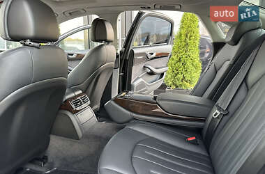 Седан Audi A8 2017 в 
