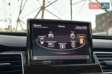 Седан Audi A8 2017 в 