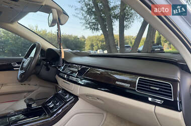 Седан Audi A8 2014 в 