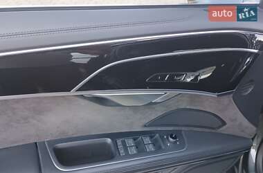 Седан Audi A8 2019 в 