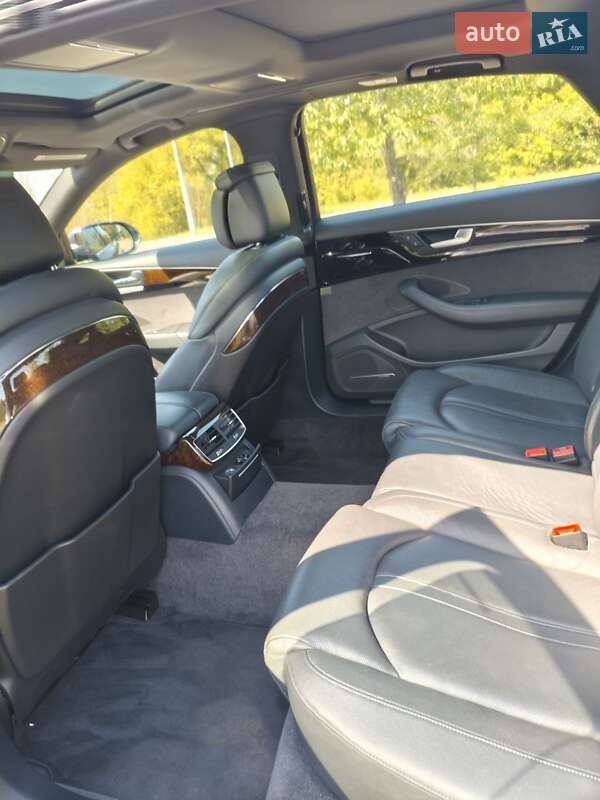 Седан Audi A8 2015 в Смеле фото 11 Седан Audi A8 2015 в Смеле