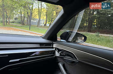 Седан Audi A8 2020 в 