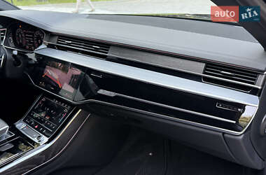 Седан Audi A8 2020 в 