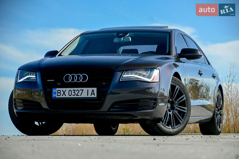 Седан Audi A8 2013 в Бердичеві
