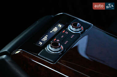 Седан Audi A8 2013 в 