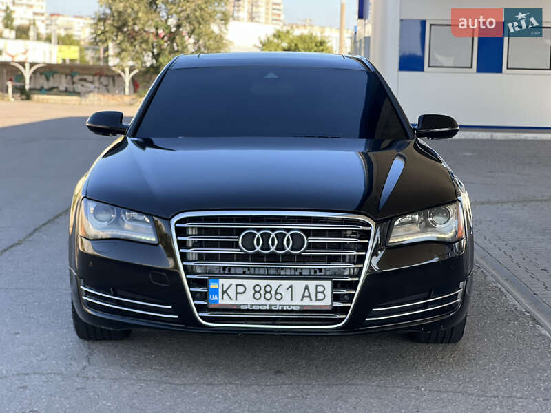 Седан Audi A8 2013 в Запоріжжі