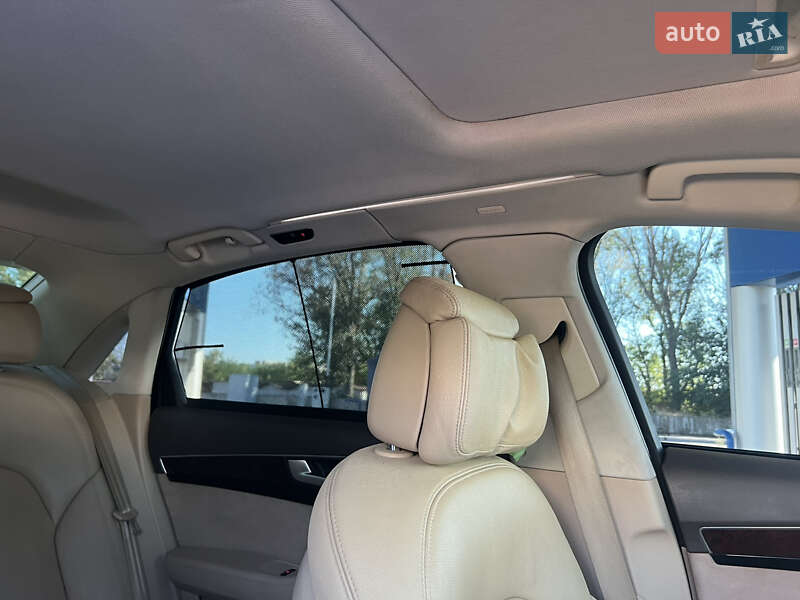 Седан Audi A8 2013 в Запоріжжі