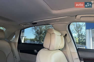 Седан Audi A8 2013 в 