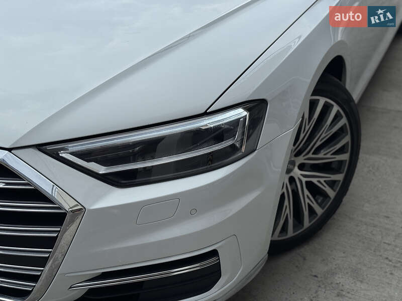 Седан Audi A8 2020 в Києві