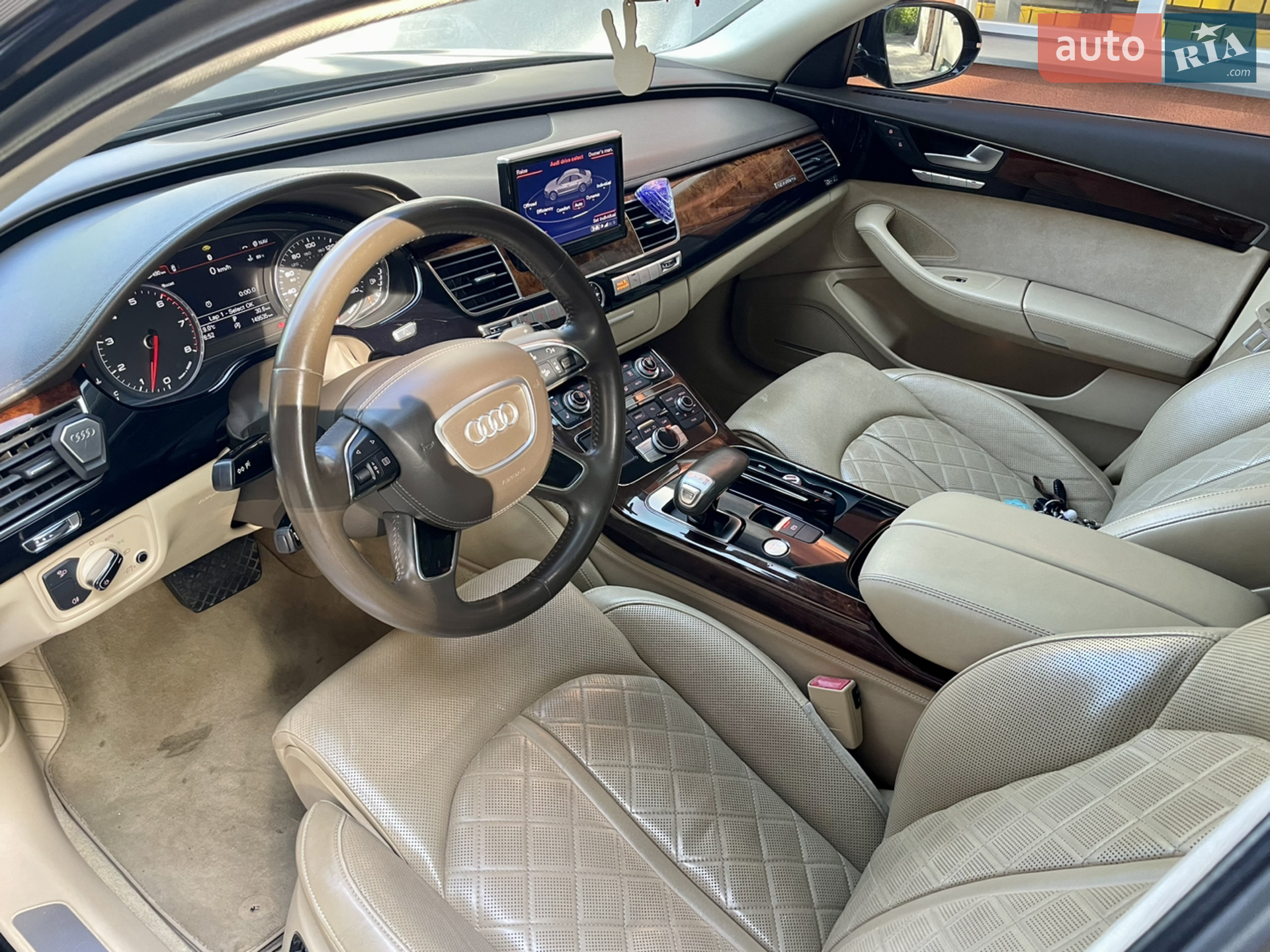2013 Audi A8 - мініатюра 12