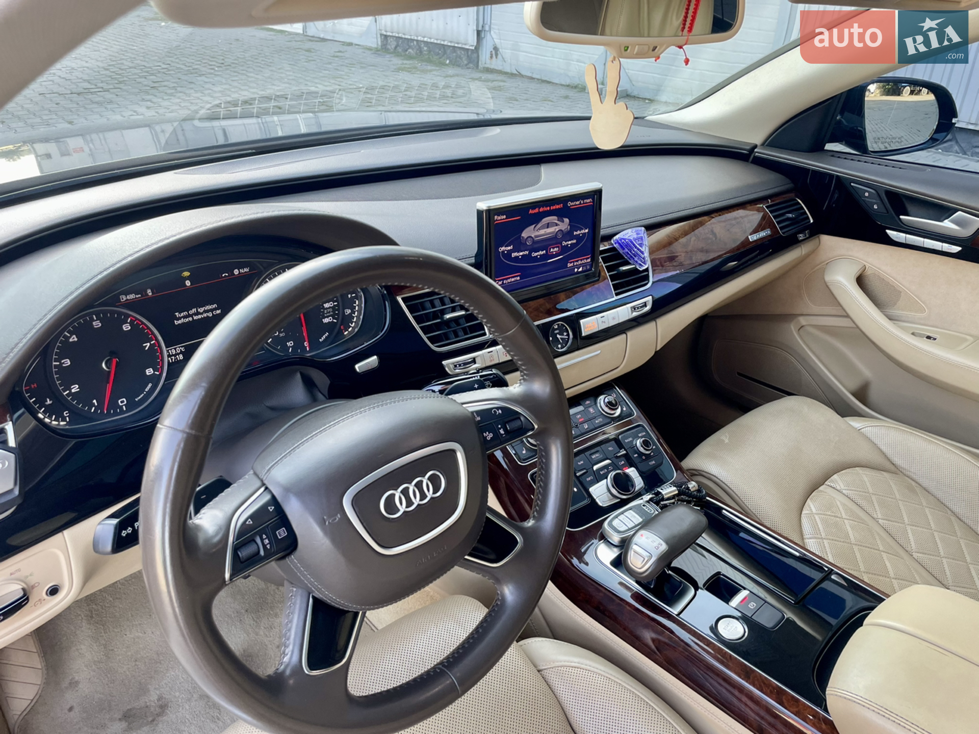 2013 Audi A8 - мініатюра 20