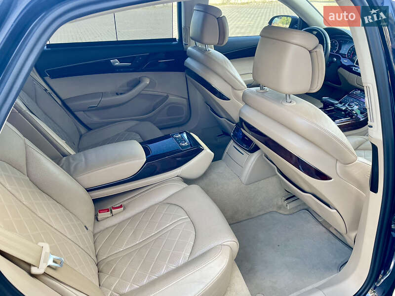 Седан Audi A8 2013 в Чернівцях фото 26 Седан Audi A8 2013 в Чернівцях