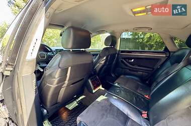 Седан Audi A8 2004 в 