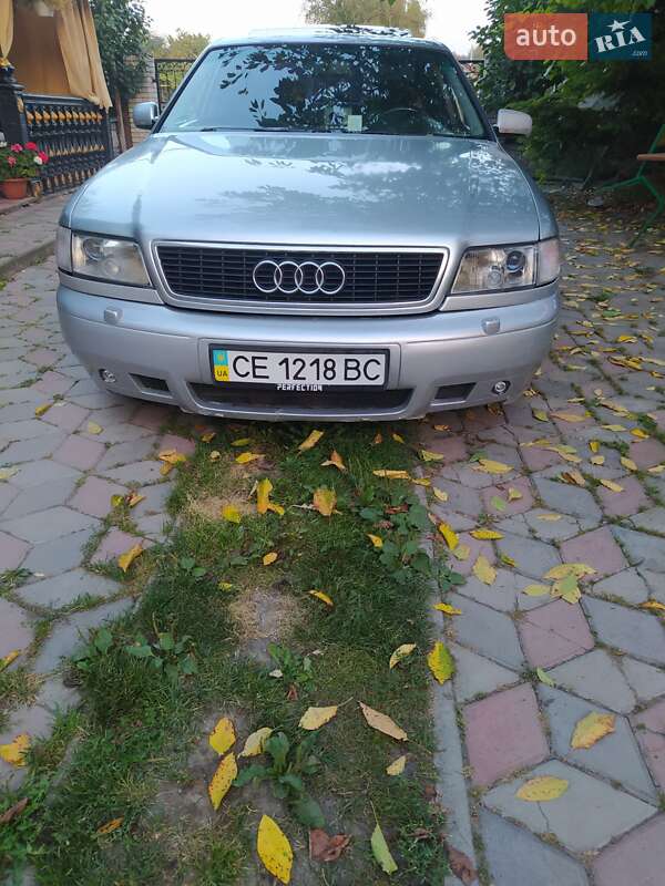 Седан Audi A8 1997 в Чернівцях