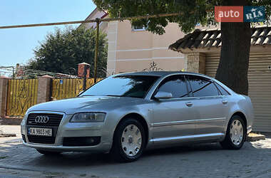 Седан Audi A8 2006 в 