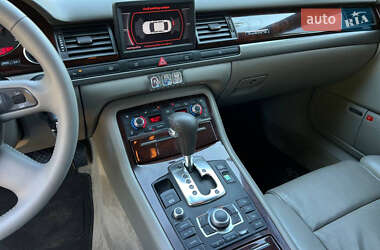Седан Audi A8 2006 в 