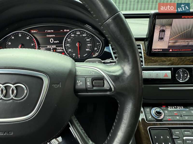 Седан Audi A8 2017 в Вінниці