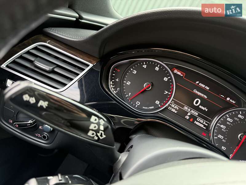 Седан Audi A8 2017 в Вінниці