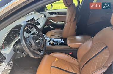 Седан Audi A8 2015 в 