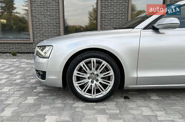 Седан Audi A8 2011 в 