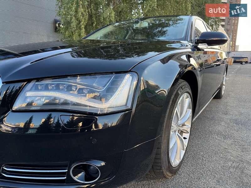 Седан Audi A8 2011 в Киеве