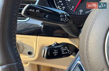 Седан Audi A8 2011 в 