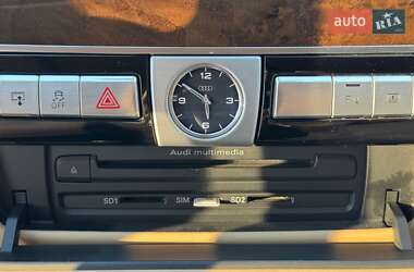Седан Audi A8 2011 в 