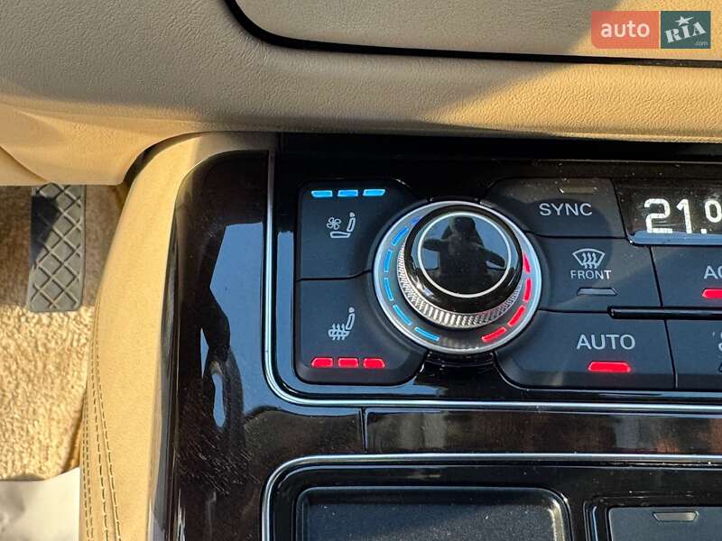 Седан Audi A8 2011 в Киеве