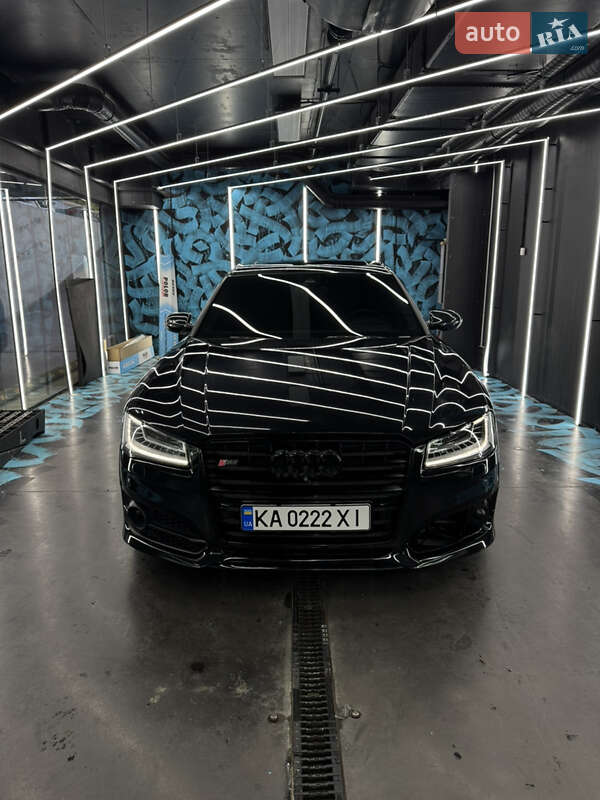 Audi A8 2015