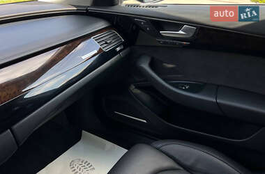Седан Audi A8 2014 в 