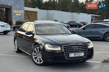 Седан Audi A8 2012 в Киеве