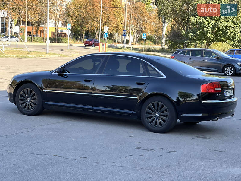 Седан Audi A8 2006 в Запорожье