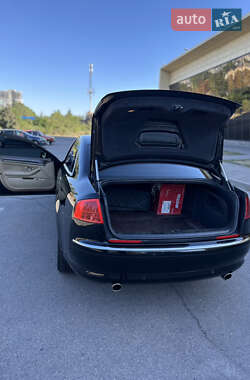 Седан Audi A8 2006 в 