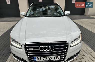 Седан Audi A8 2015 в 