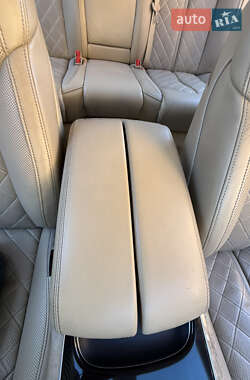 Седан Audi A8 2011 в 