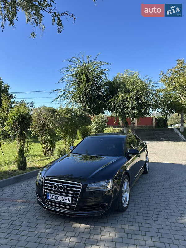 Седан Audi A8 2010 в Могилів-Подільському