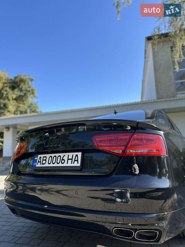 Седан Audi A8 2010 в Могилів-Подільському