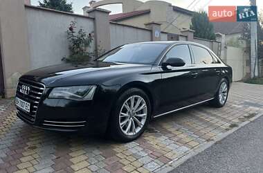 Седан Audi A8 2012 в 
