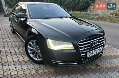 Седан Audi A8 2012 в 