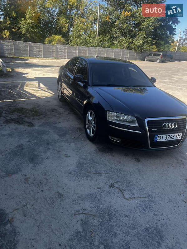 Седан Audi A8 2008 в Кременчуці
