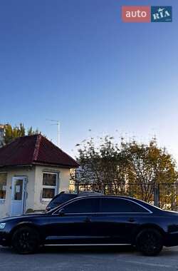 Седан Audi A8 2013 в 