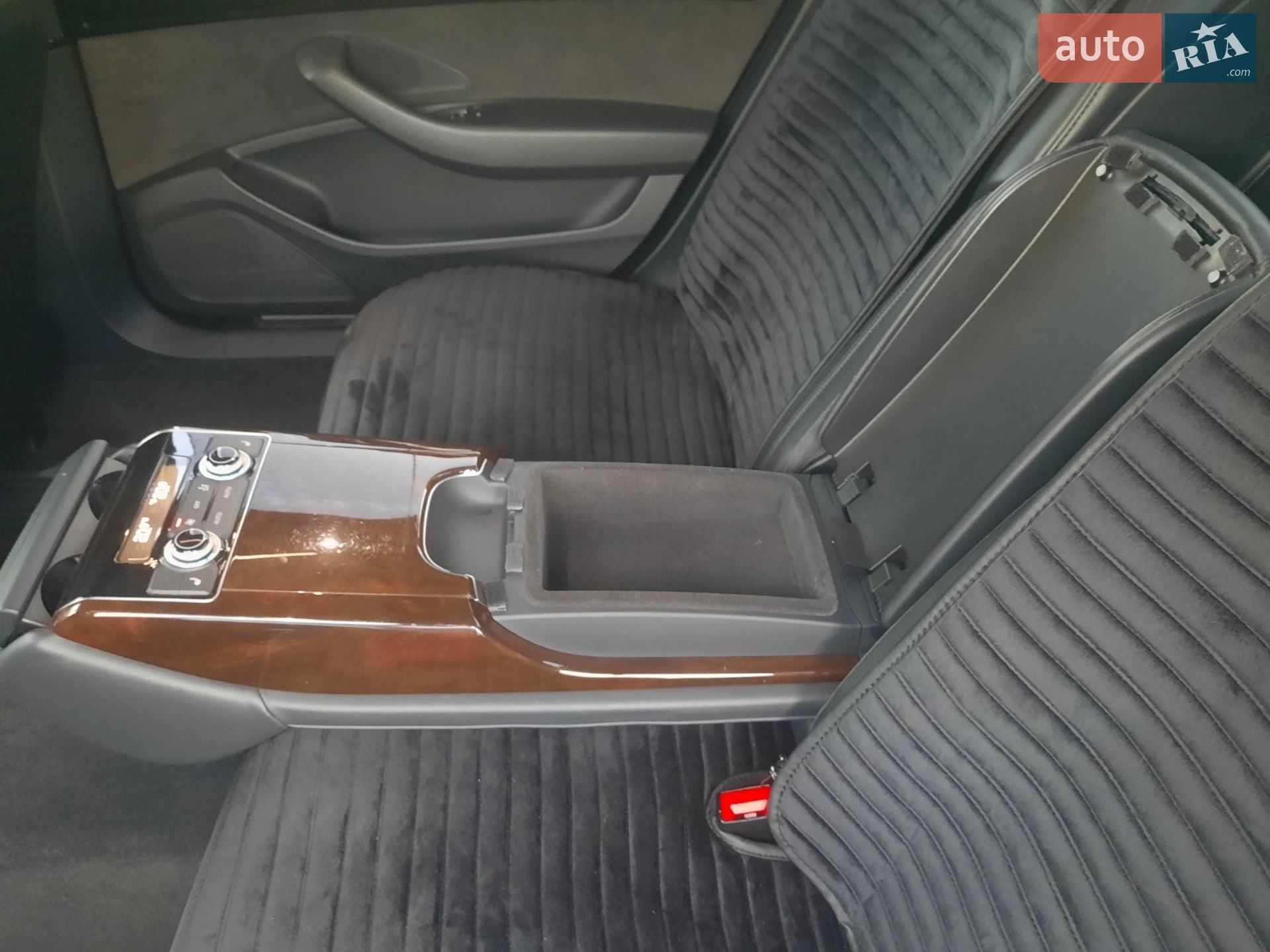 2017 Audi A8 - мініатюра 22