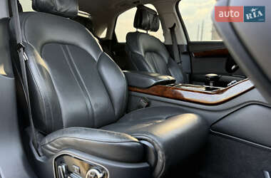 Седан Audi A8 2011 в 