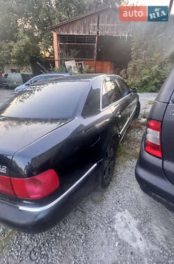 Седан Audi A8 1999 в 