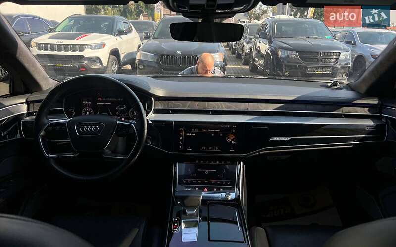 Седан Audi A8 2019 в Івано-Франківську