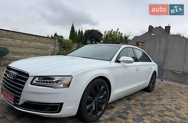 Седан Audi A8 2016 в 