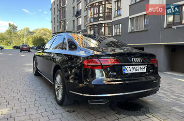 Седан Audi A8 2017 в 