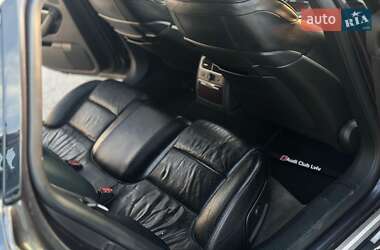 Седан Audi A8 2004 в 