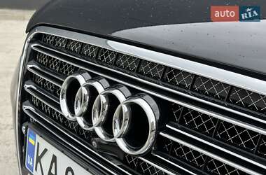 Седан Audi A8 2013 в 