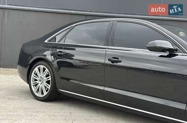 Седан Audi A8 2013 в 